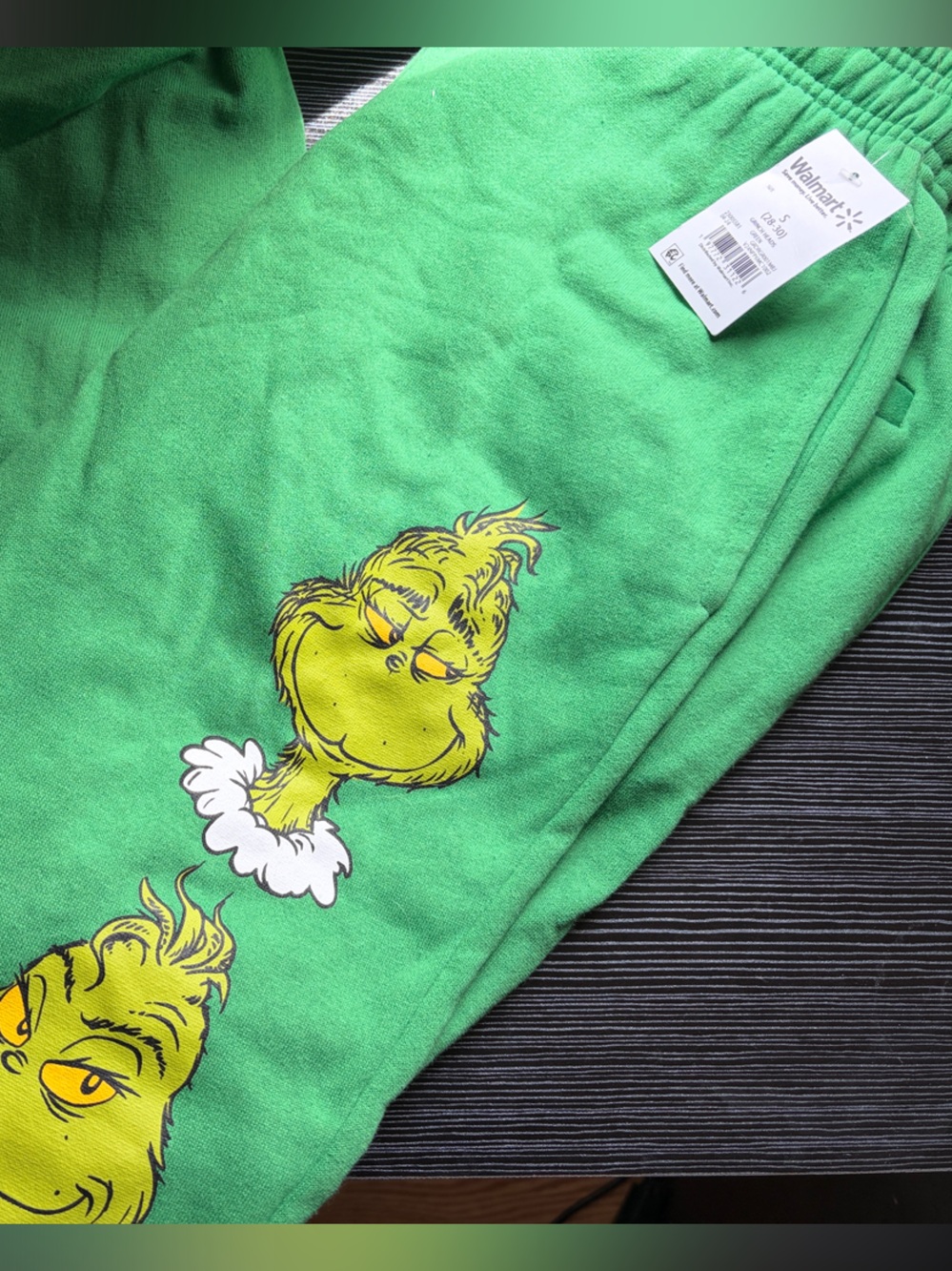 Walmart Women's Green Grinch Graphic Sweatpants